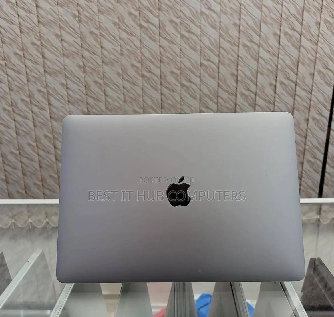 Laptop Apple MacBook Pro 2019 16GB Intel Core i7 SSD 256GB