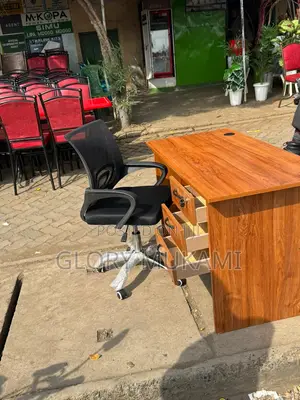 Office Furniture Desk And Chair
