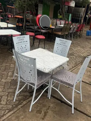 White Marble Square Tables And Restaurant White Chairs