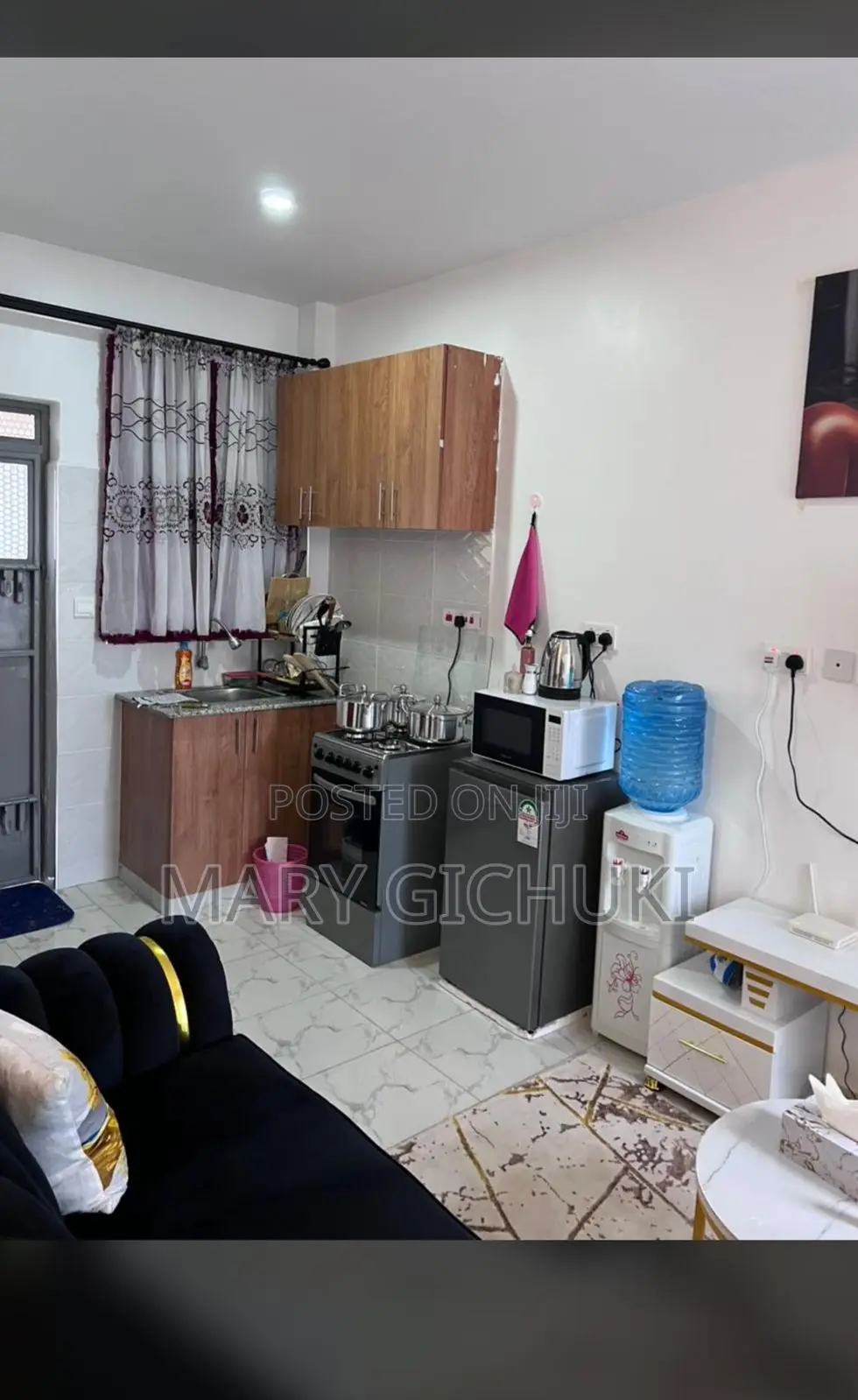 Studio Apartment