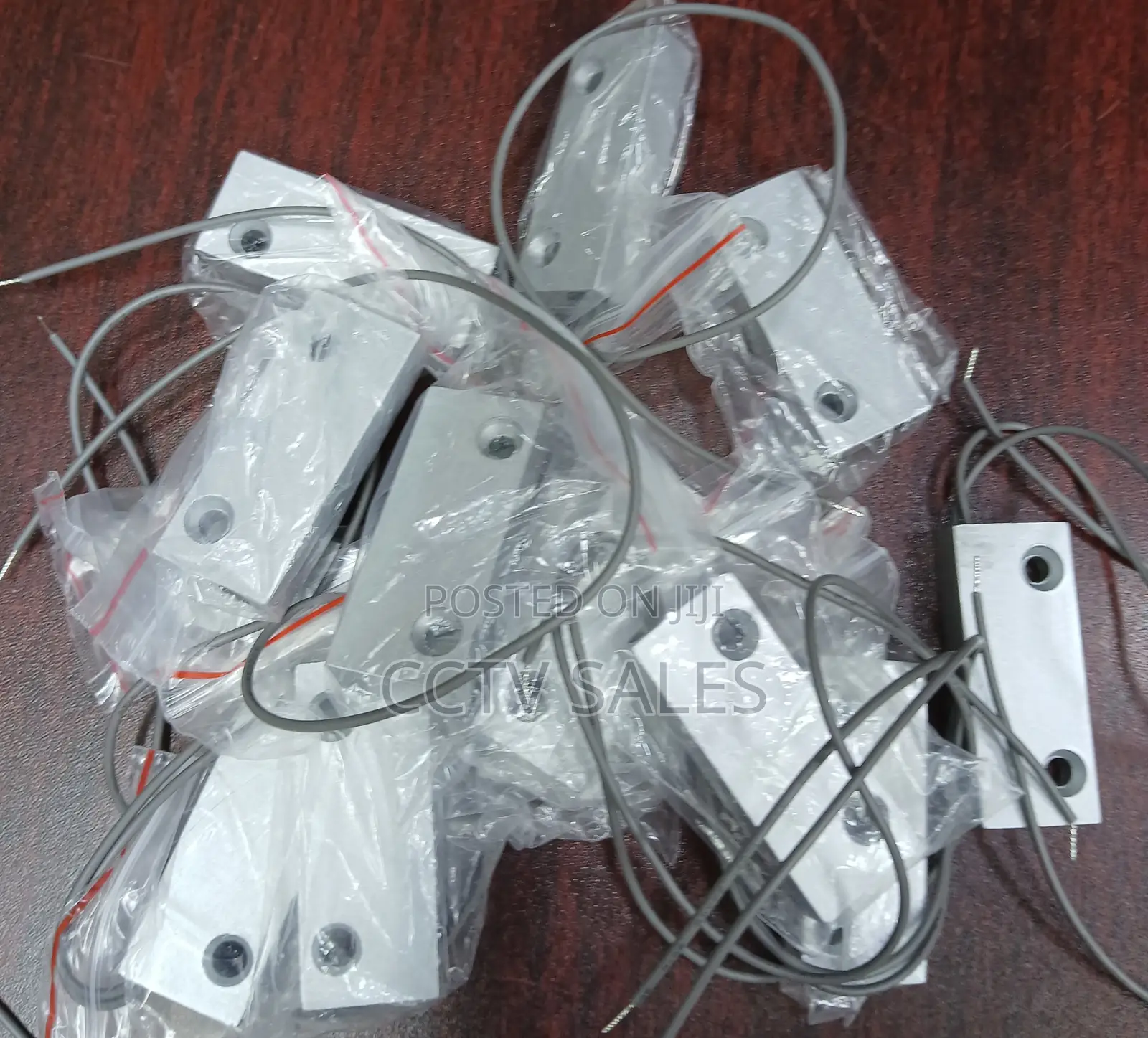 Wired Magnetic Door Contacts