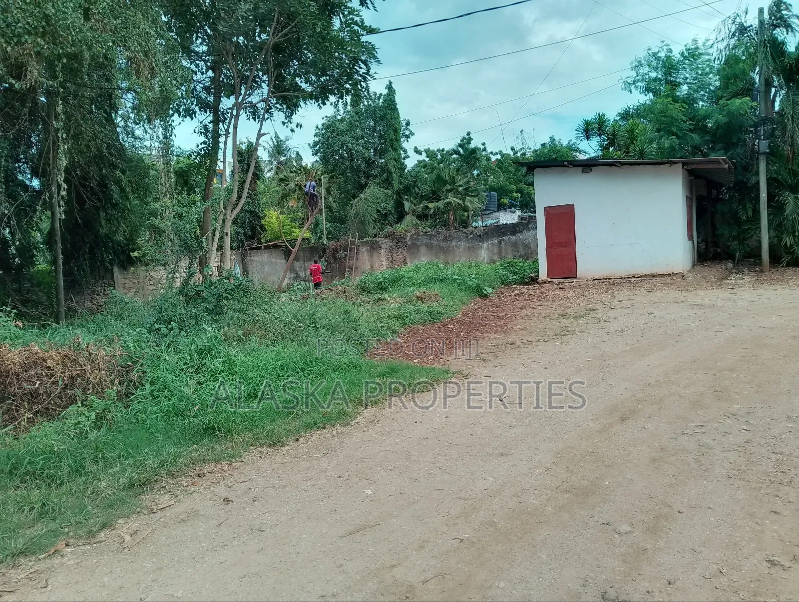 1/8 Acre Prime Plot for Sale in Beach Road Gichaga Estate