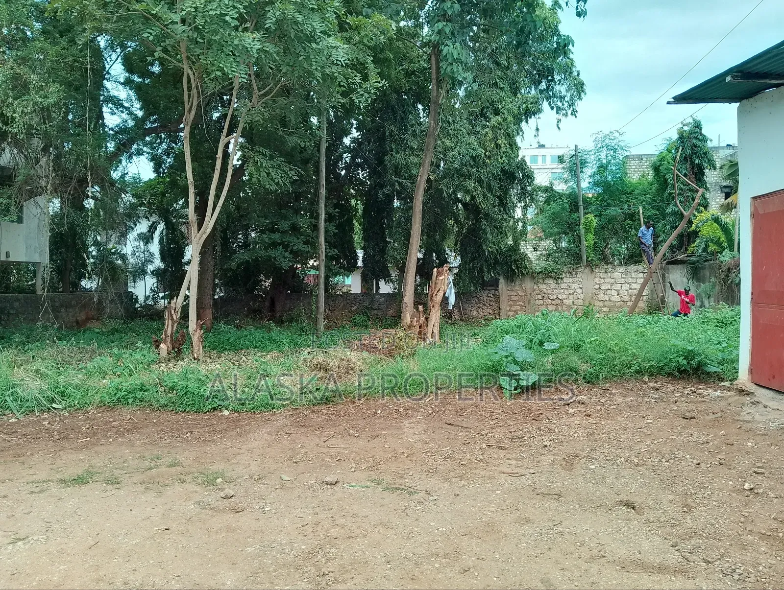 1/8 Acre Prime Plot for Sale in Beach Road Gichaga Estate