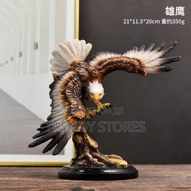 Eagle Figurine - main view
