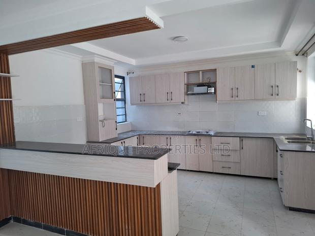 4bdrm Mansion in Kenyatta Road for sale - thumbnail 4