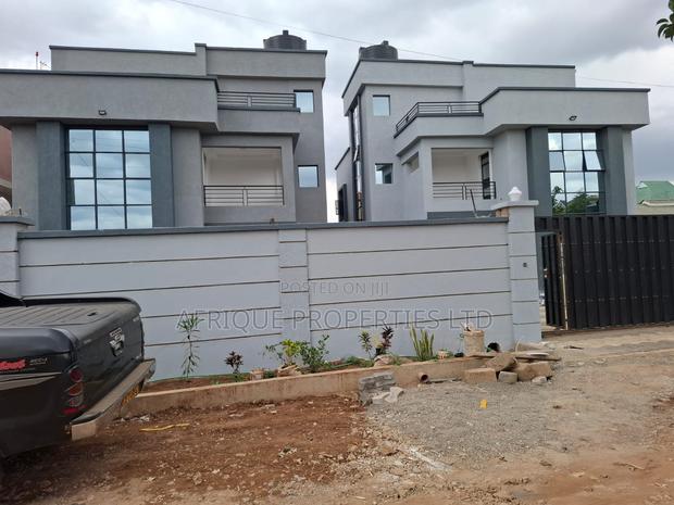 4bdrm Mansion in Kenyatta Road for sale - main view