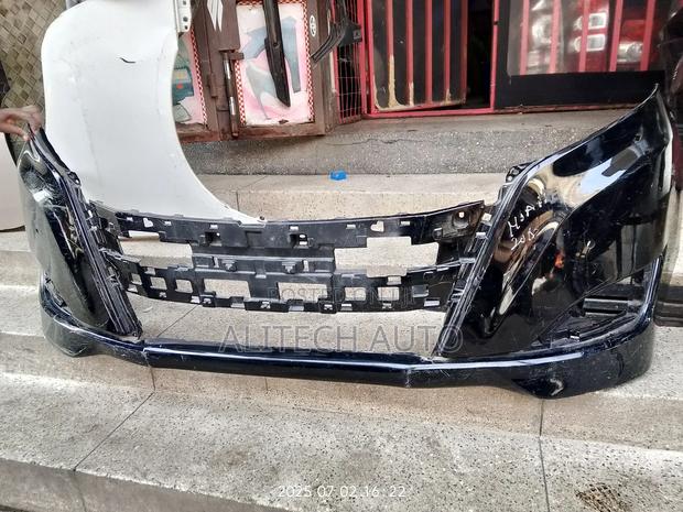 Front Bumper Toyota Noah 2018 - thumbnail 2
