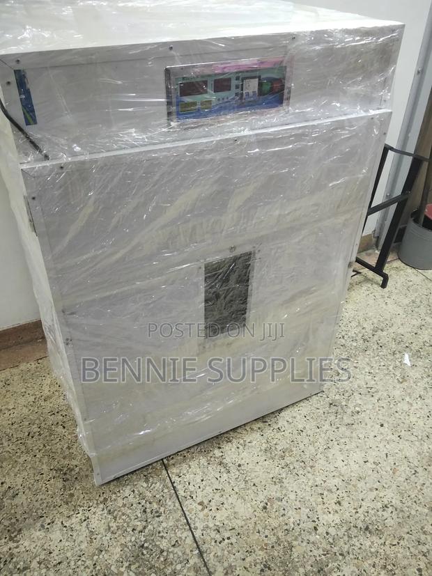 1056 Commercial Egg Incubators / Affordable Egg Incubator