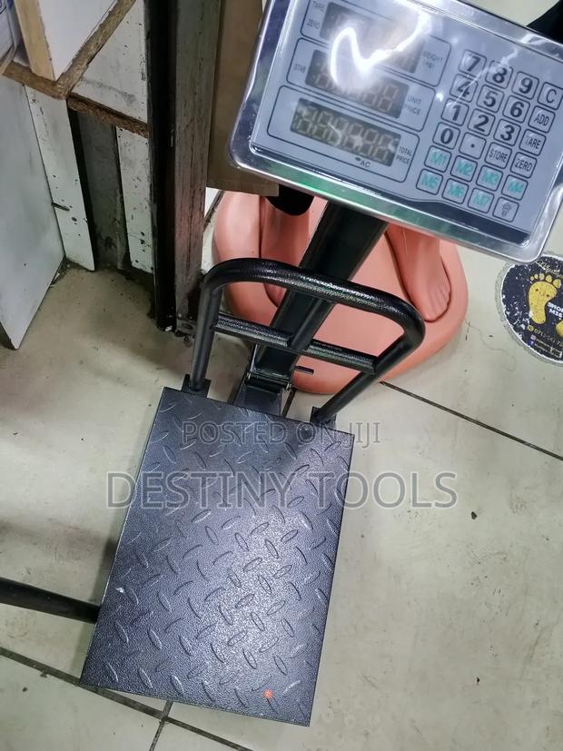 Digital Platform Weighing Scale - main view
