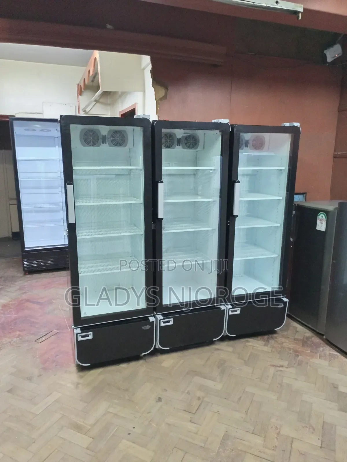 Realiable Chiller, 400l , Perfect Working Chiller