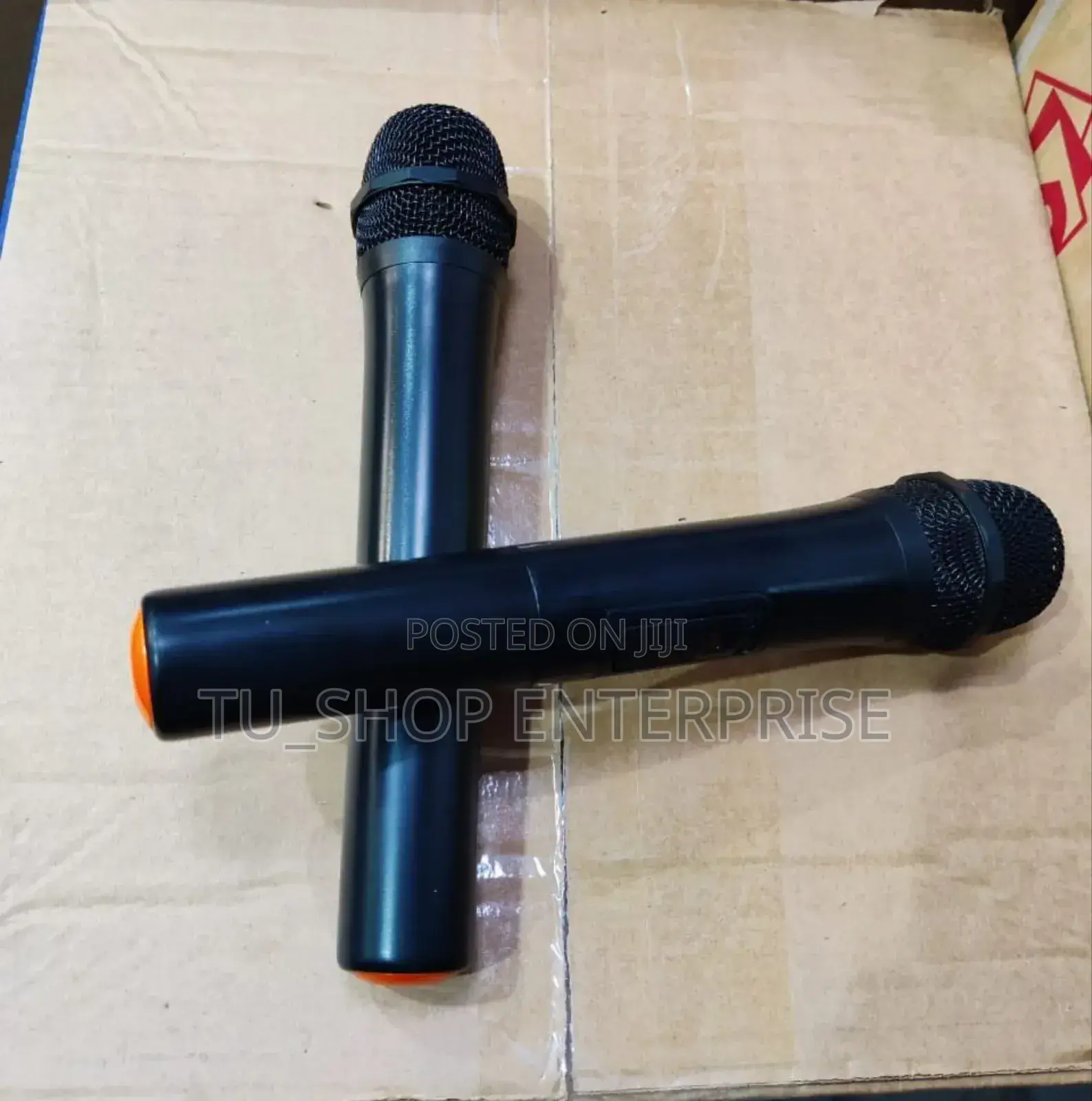 *Tagwood Additional Wireless Microphone
