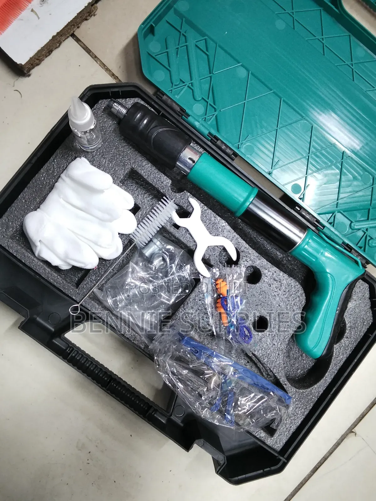 New Rivet Gun Machine / Manual Rivet Gun