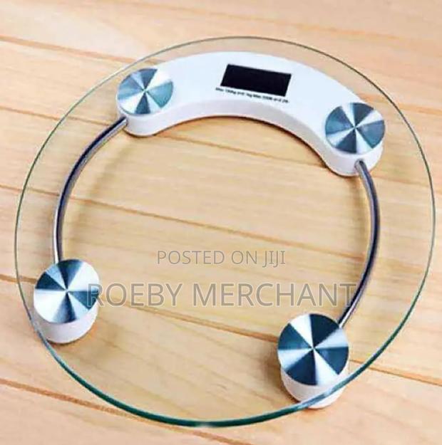 Digital Bathroom Scale/Glass Bathroom Scale - main view