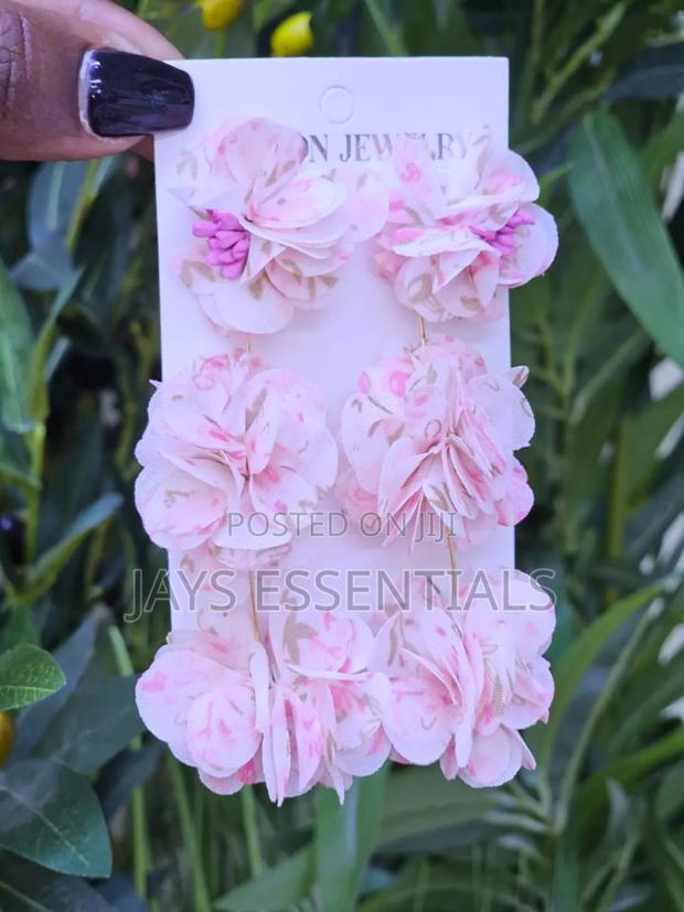 Bold Floral Earrings - thumbnail 15