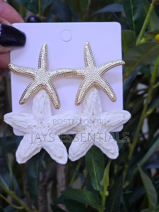 Bold Floral Earrings - thumbnail 16