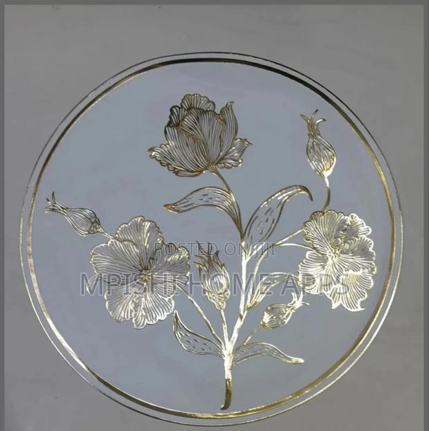 6pcs Waterproof Non Woven Table Mats (Silver and Golden) - thumbnail 7