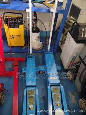 Heavy Duty 5tonne Trolley Jack Long Arm