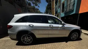 Mercedes-Benz GLC-Class 2018 Silver