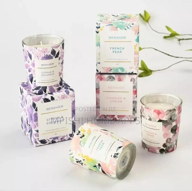 Citrus and Coconut Scented Candle - thumbnail 5