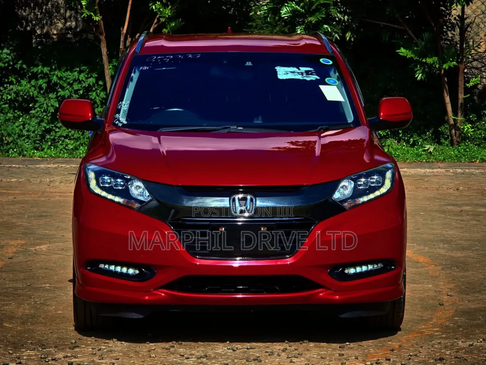 Honda Vezel 1.5 Hybrid 4WD 2018 Red