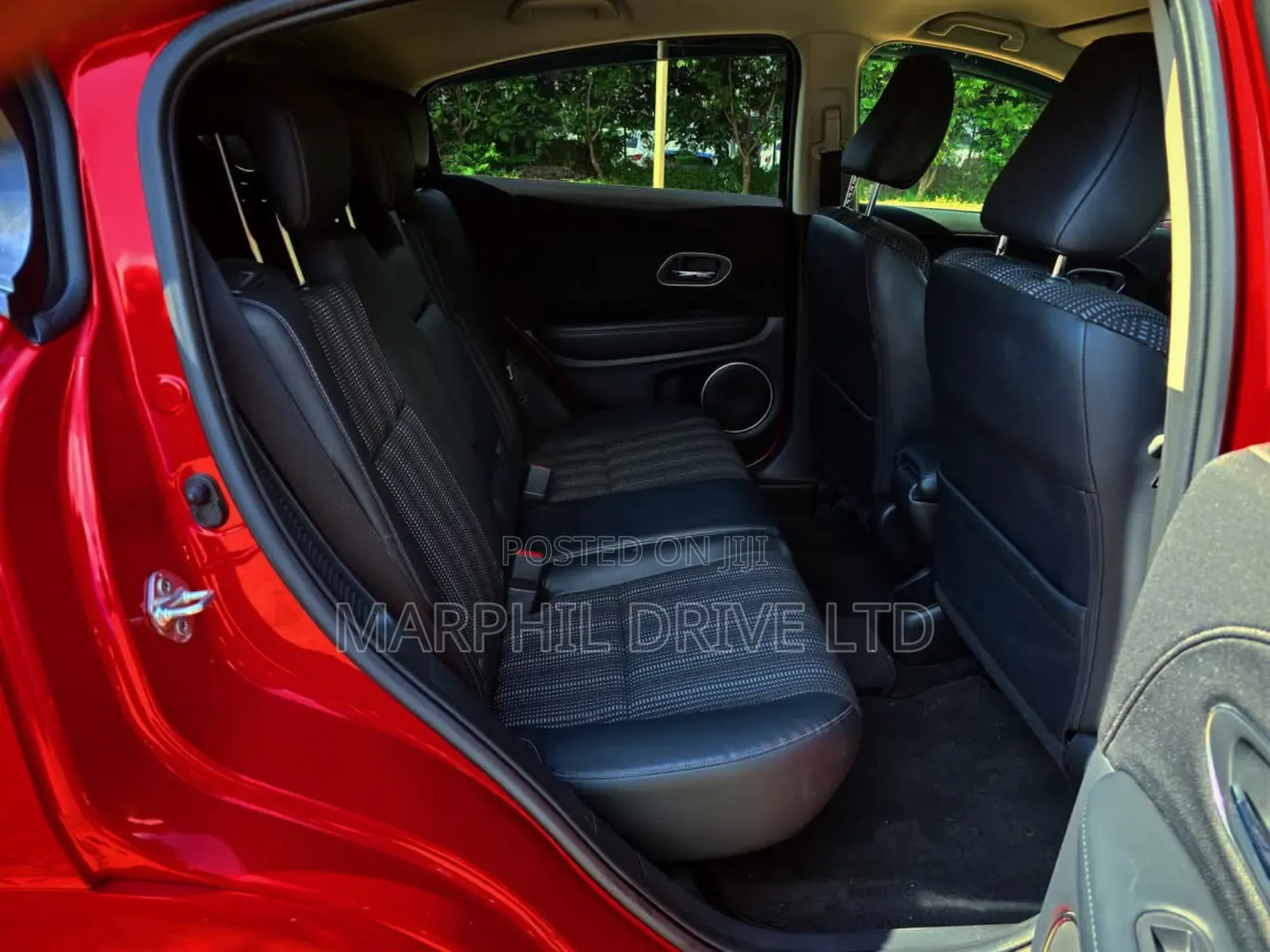 Honda Vezel 1.5 Hybrid 4WD 2018 Red