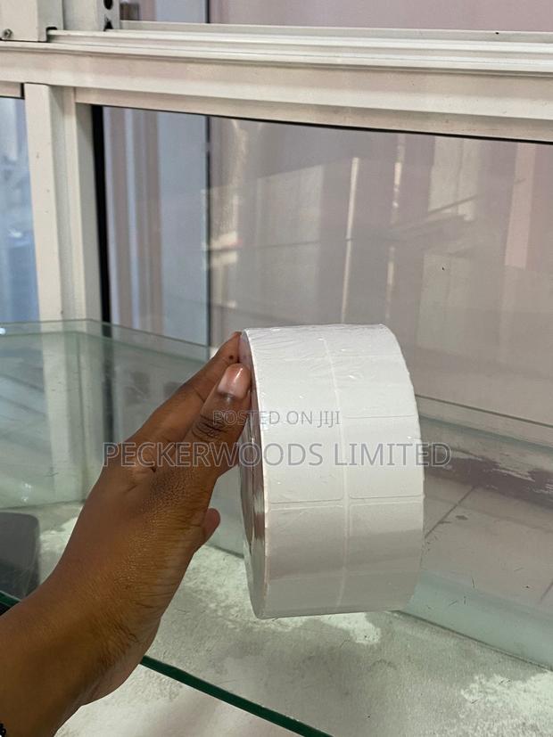 27x27mm Thermal Label Stickers – Direct Thermal, Adhesive