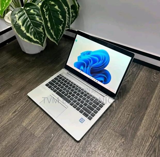 Laptop HP EliteBook 830 G5 8GB Intel Core I5 SSD 256GB - thumbnail 2