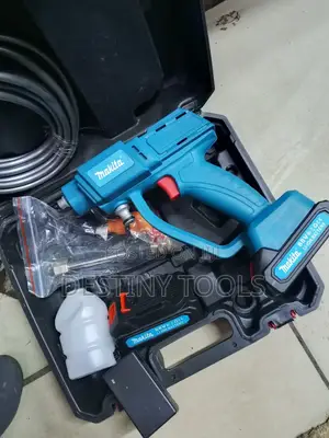 Makita Cordless Carwash