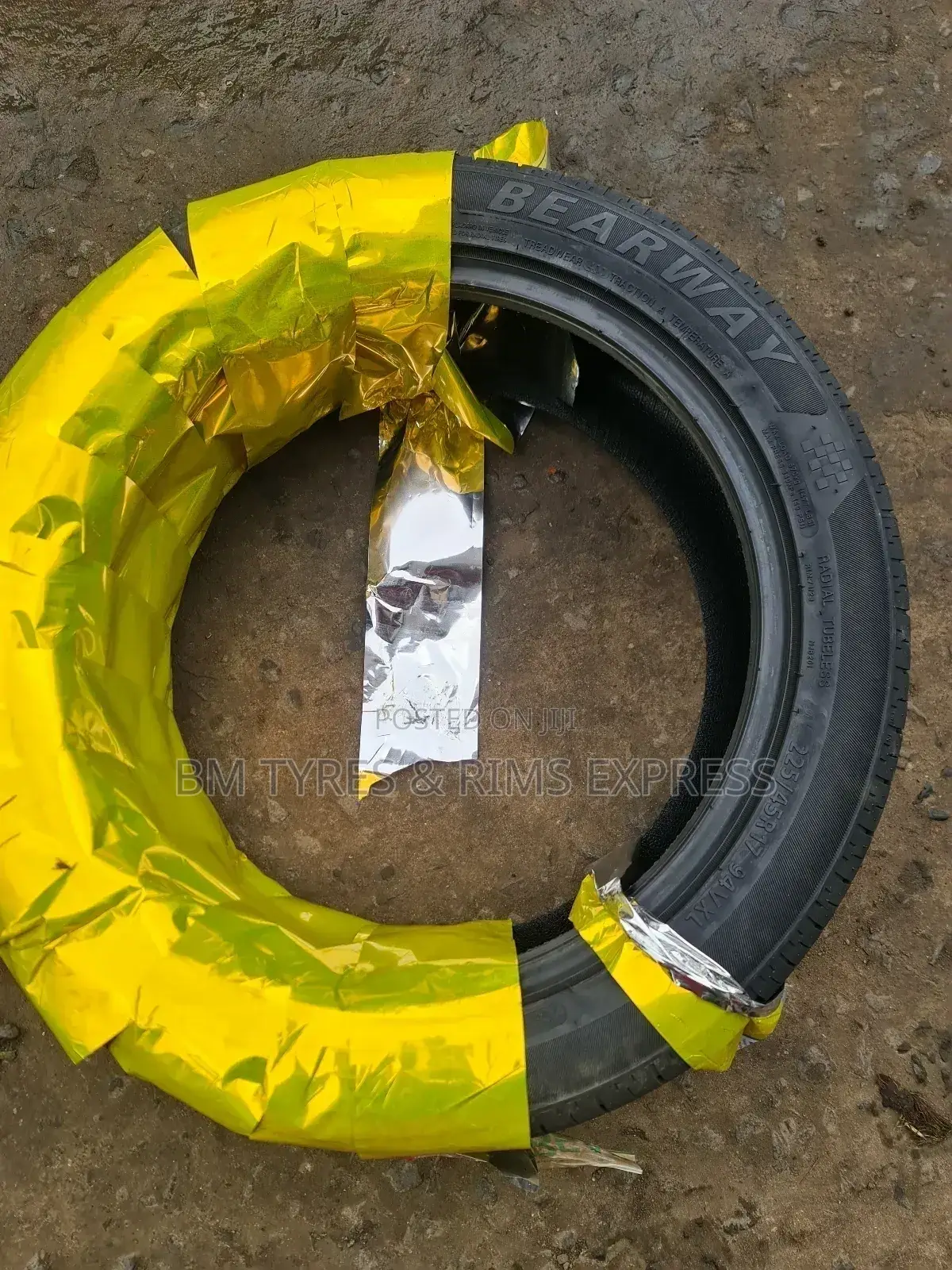225 /45 R17 Bearway Tyres (Bw668).