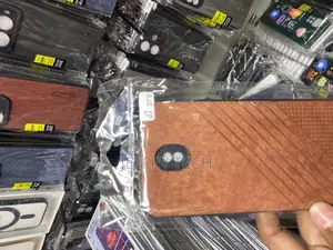 Dekkin Samsung Galaxy J7 Pro Leather Back Case
