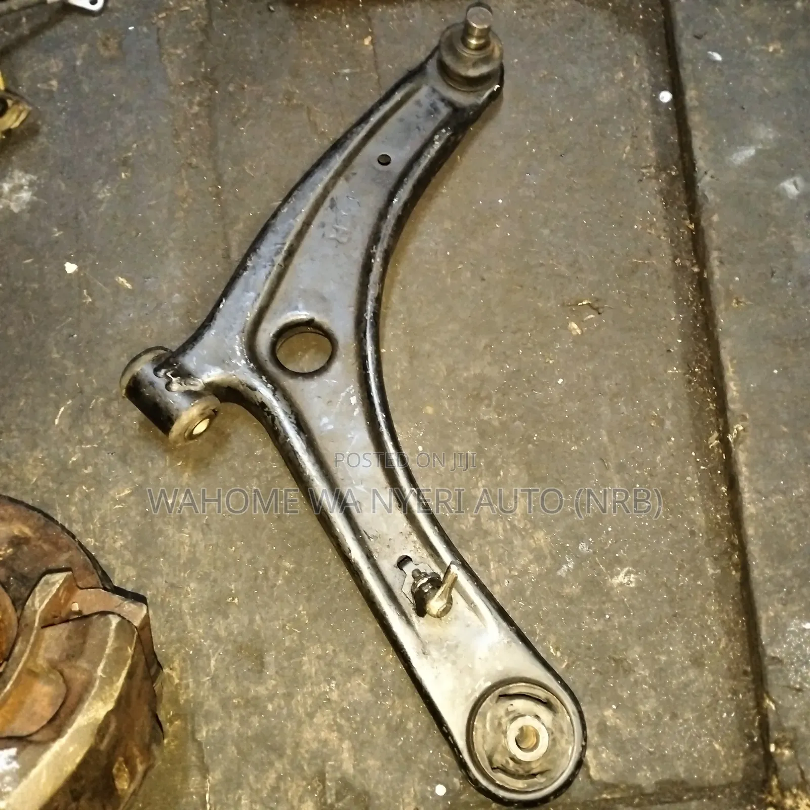 Control Arm Mitsubishi Lancer
