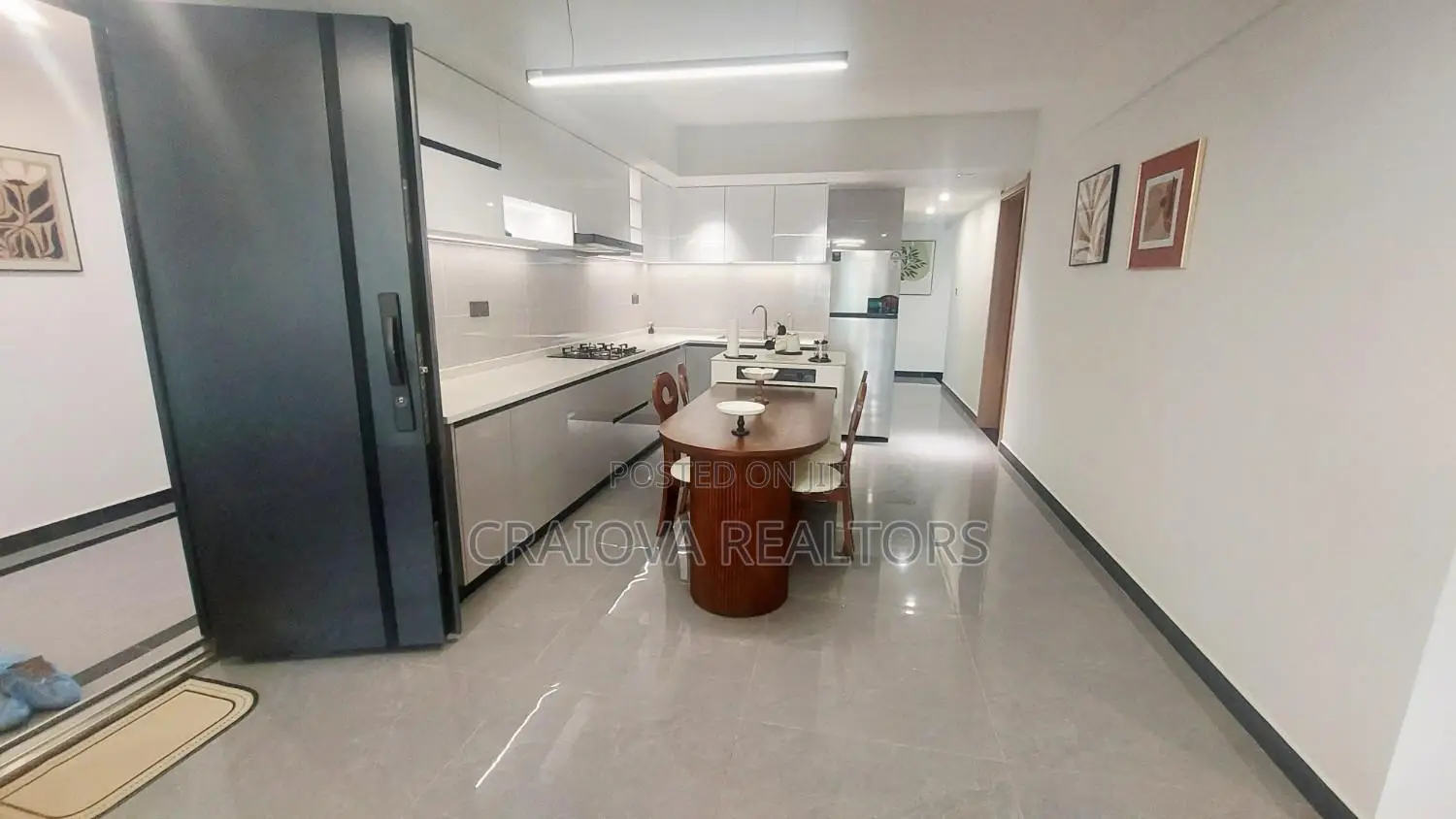 3bdrm Apartment in Hotel 67 Area for sale