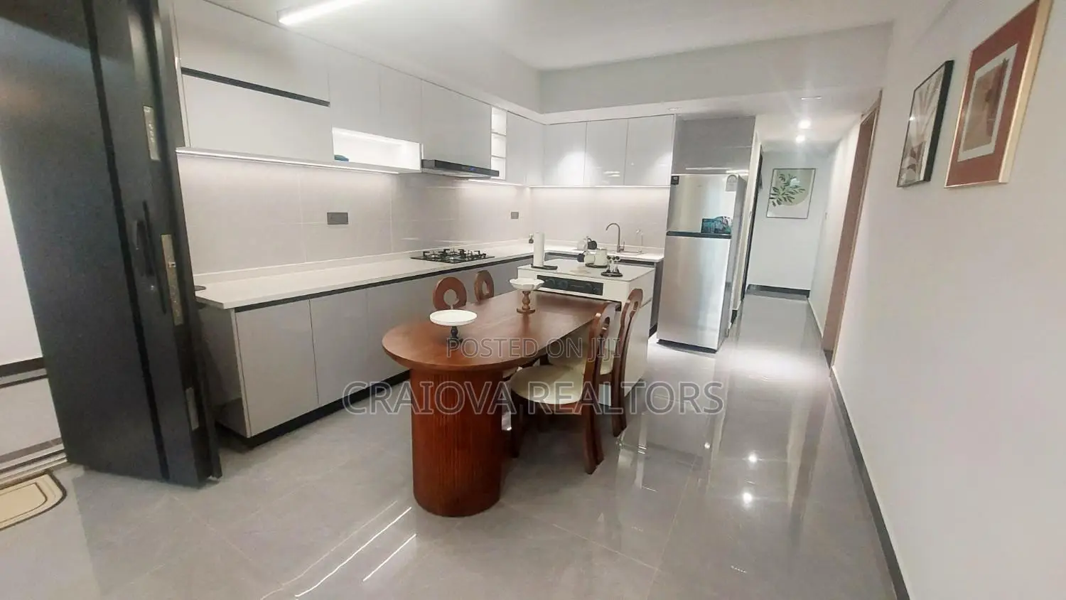 3bdrm Apartment in Hotel 67 Area for sale