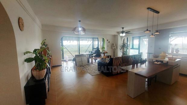 4bdrm Apartment in Hotel 67 Area for sale