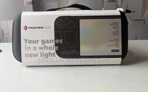 Valve Steam Deck Oled 1tb Handheld Gaming Console - thumbnail 2