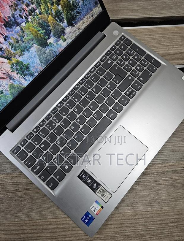 Laptop Lenovo Ideapad 3 12GB Intel Core I7 SSD 512GB - thumbnail 3