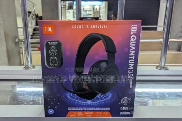 JBL Quantum 300 | Hybrid Wireless Gaming Headset - main view