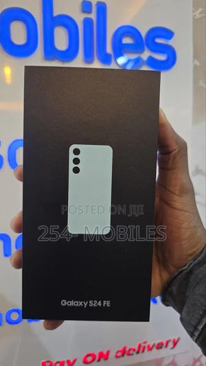 New Samsung Galaxy S24 FE 256 GB Green