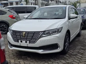 Toyota Premio 1.5 FWD 2019 White