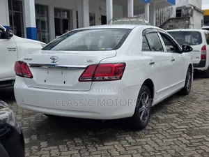Toyota Premio 1.5 FWD 2019 White