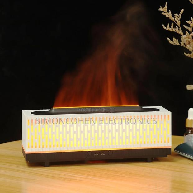 White Stripped 3d Humidifier - main view
