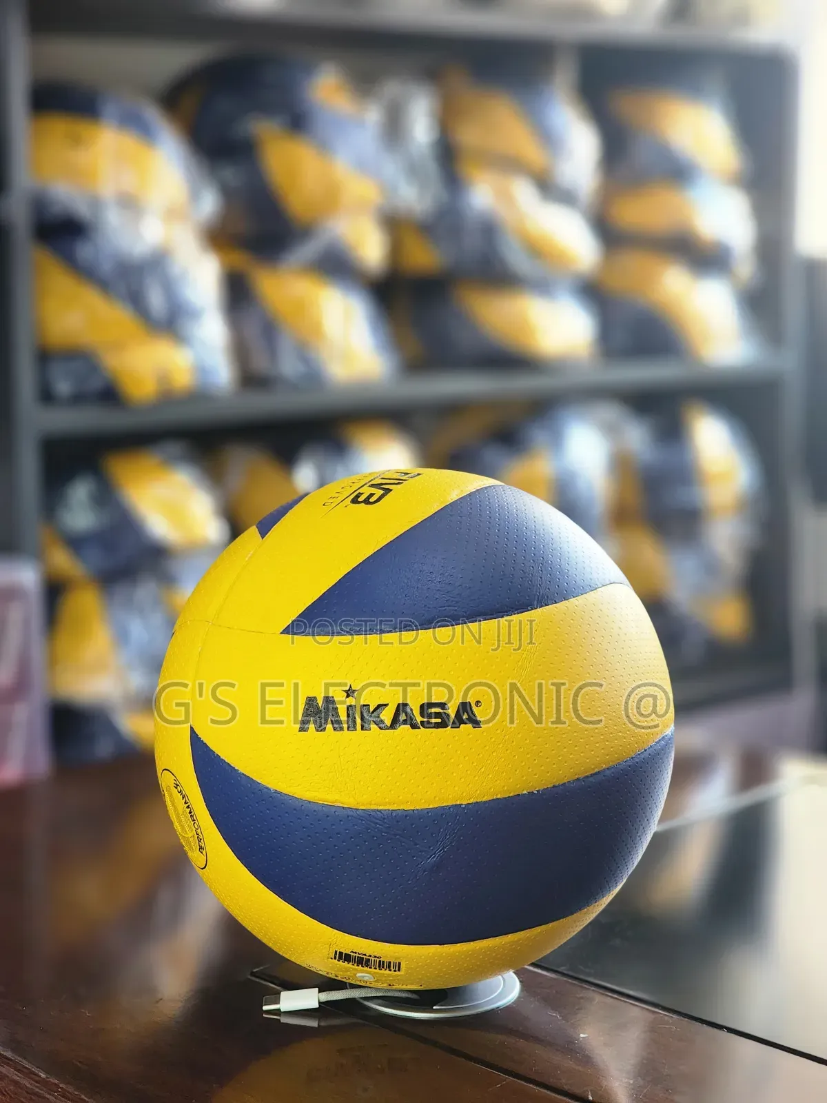 Mv330 Mikasa Volleyball