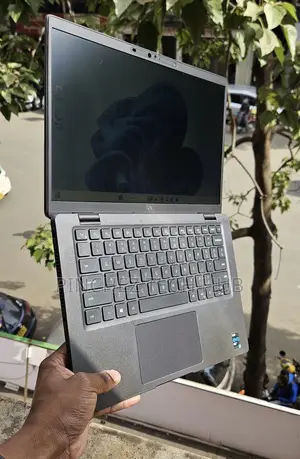Laptop Dell Latitude 7420 16GB Intel Core I7 SSD 512GB