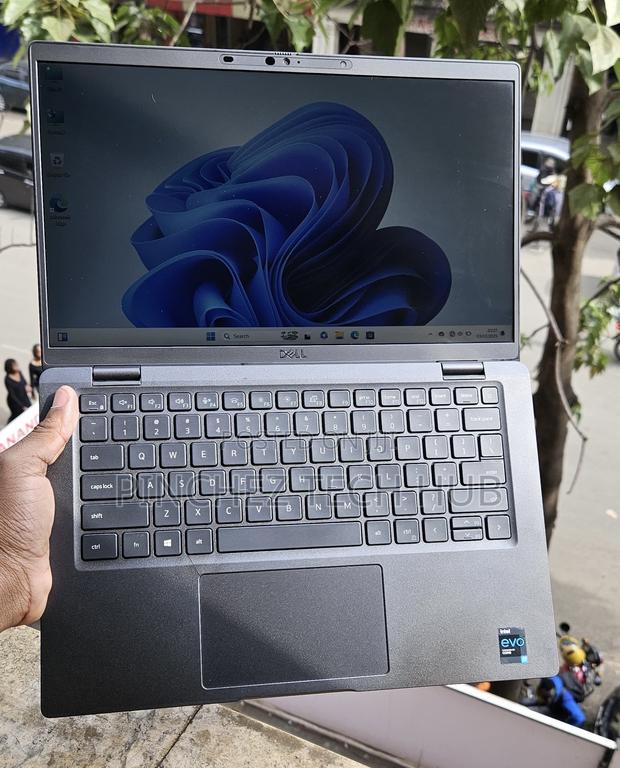 Laptop Dell Latitude 7420 16GB Intel Core I7 SSD 512GB - thumbnail 5