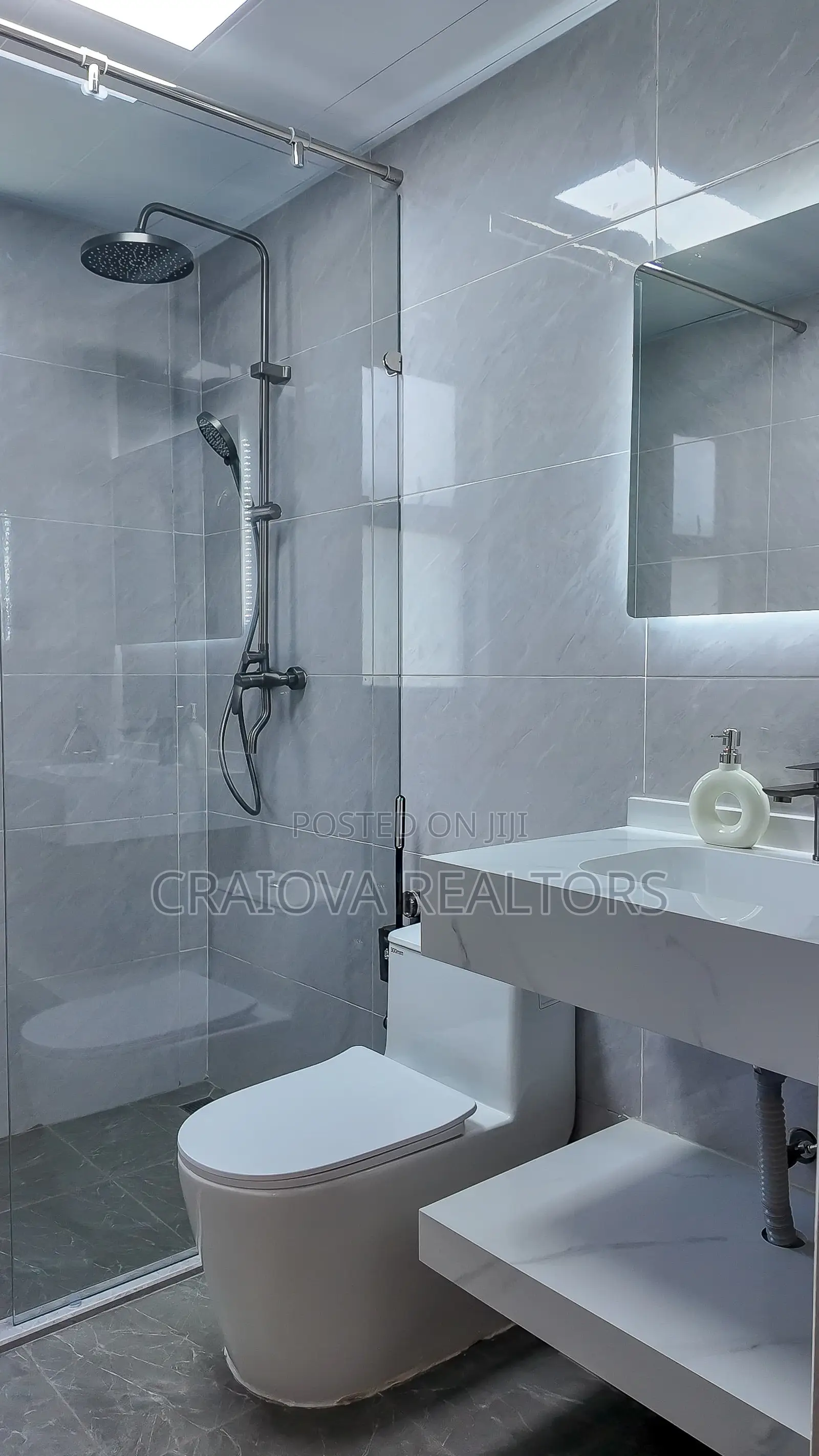 2bdrm Apartment in Hotel 67 Area for sale