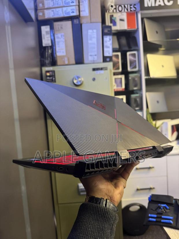 Laptop HP Omen 15 16GB Intel Core I7 SSD 512GB - thumbnail 3