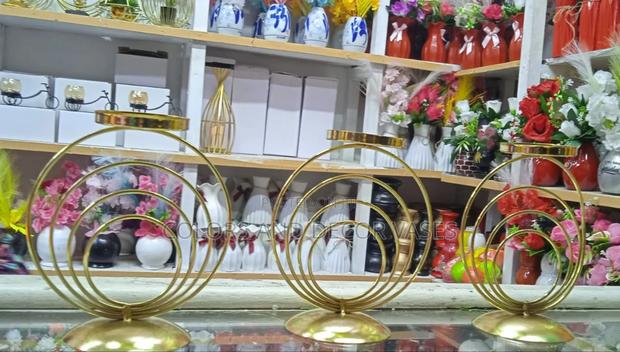 Decorative Centre Pieces - main view