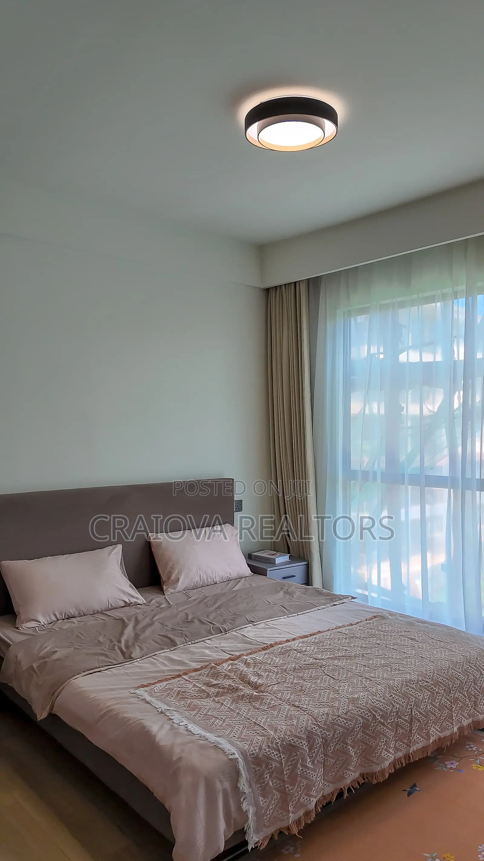 3bdrm Apartment in Hotel 67 Area for sale