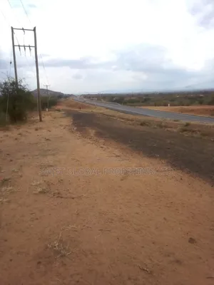 10 Acres Touching Wote Road in Makindu Is for Sale