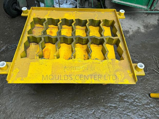 Block Machine Paver Moulds - main view